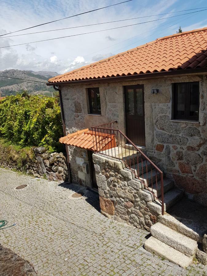 Вілла Casinha Do Joao No Geres Alamela Екстер'єр фото